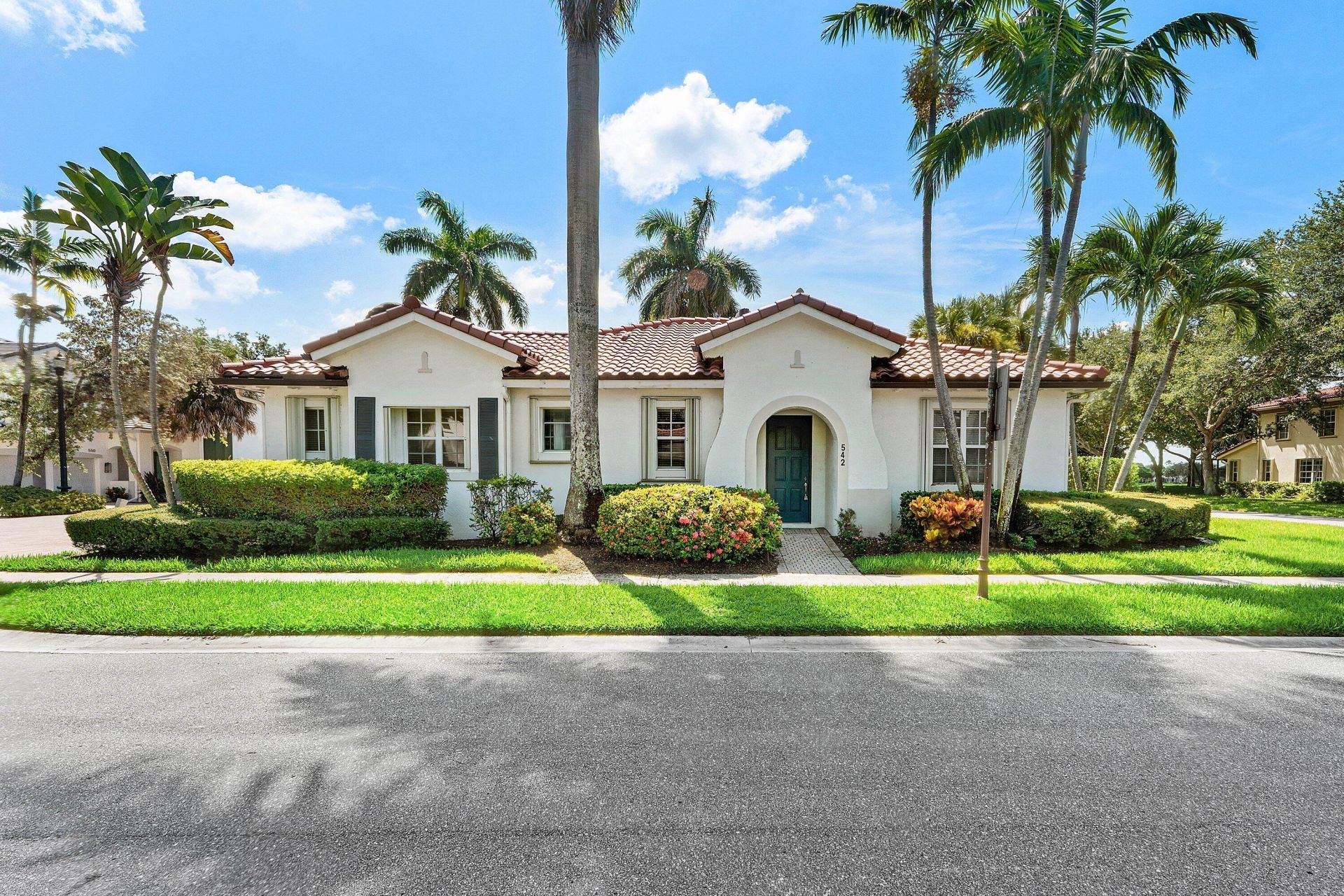 542 Tomahawk Court, Palm Beach Gardens, FL 33410 Photo
