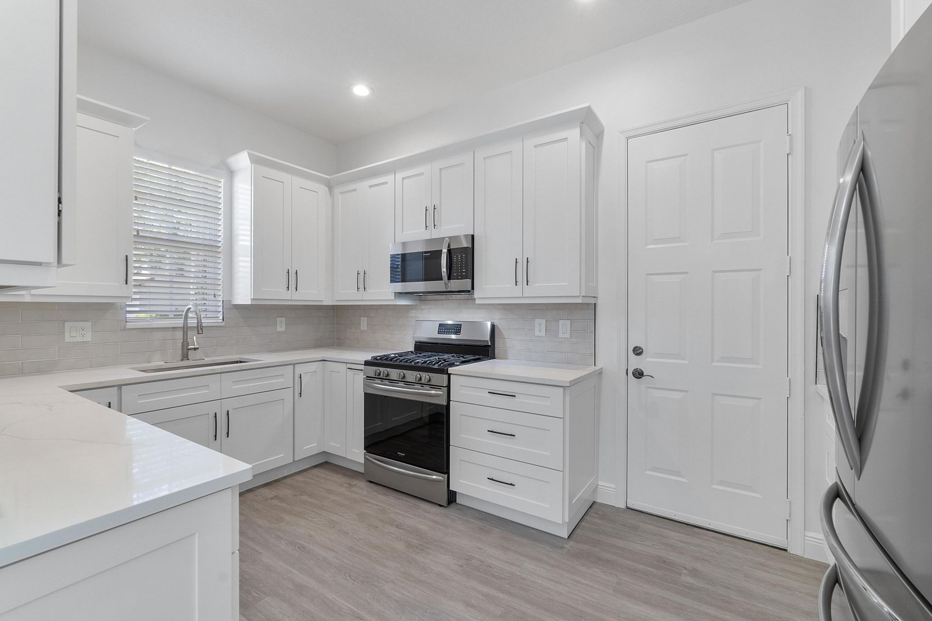 542 Tomahawk Court, Palm Beach Gardens, FL 33410 Photo