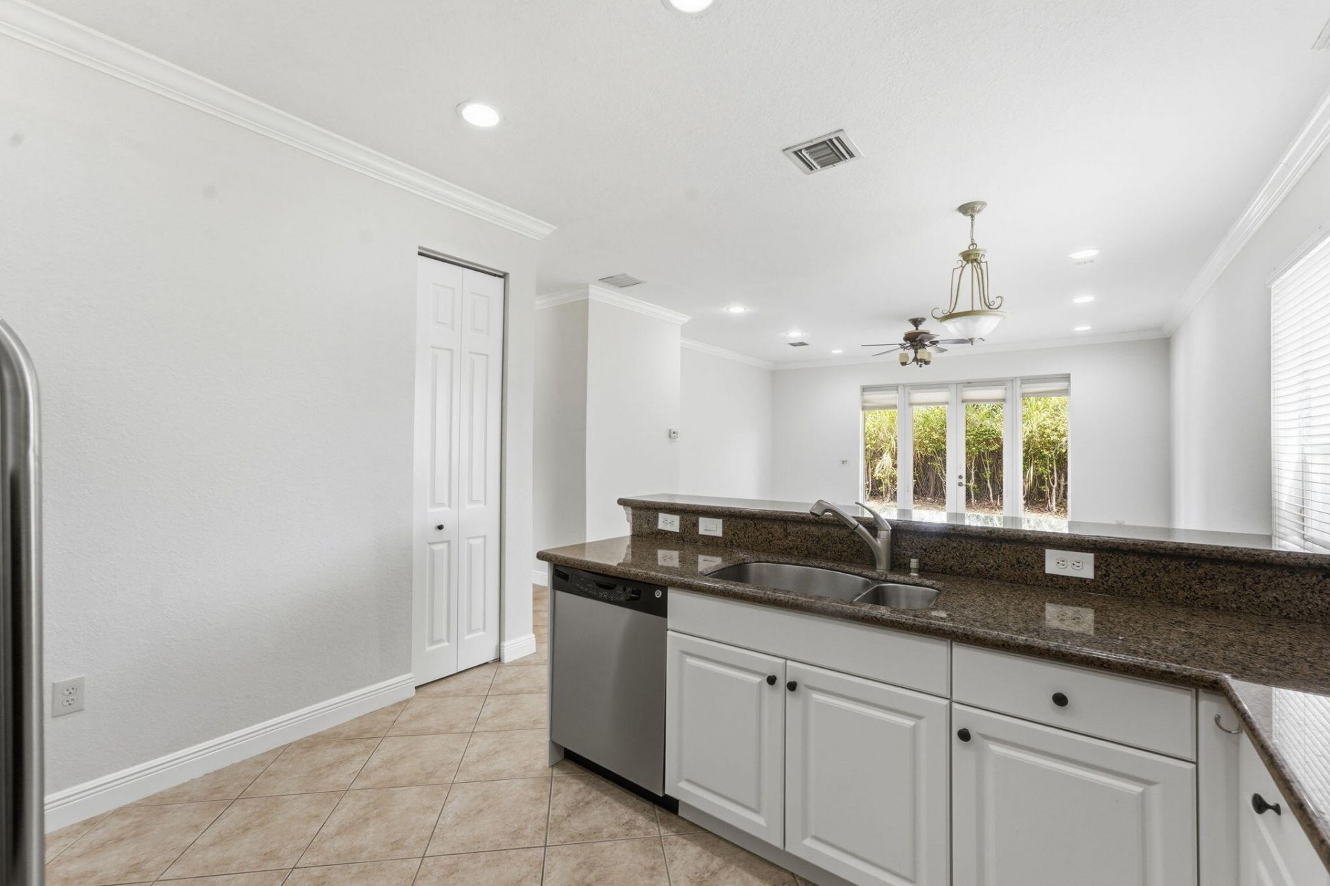 4225 SW 179th Way, Miramar, FL 33029 Photo