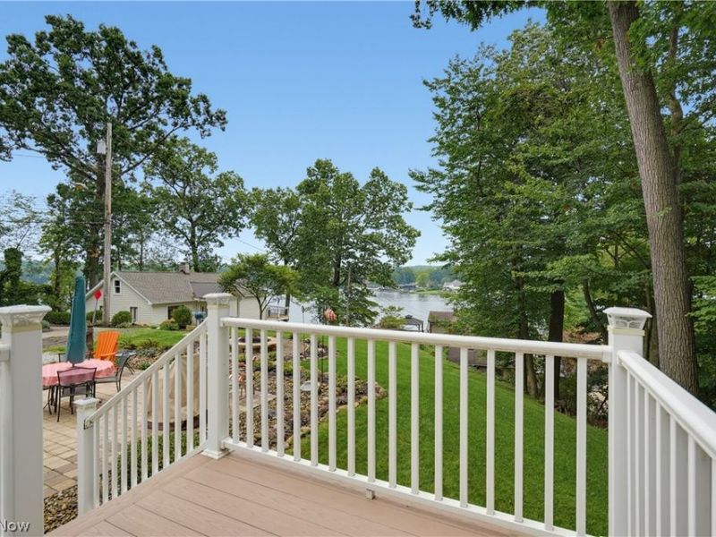 242 Uhl Drive, Portage Lakes, OH 44319 Photo 10