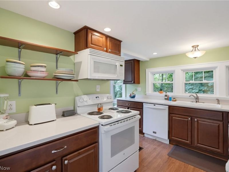 242 Uhl Drive, Portage Lakes, OH 44319 Photo 17