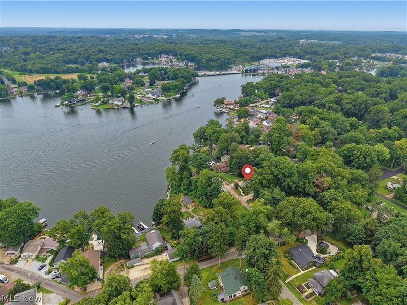 242 Uhl Drive, Portage Lakes, OH 44319 Photo 5