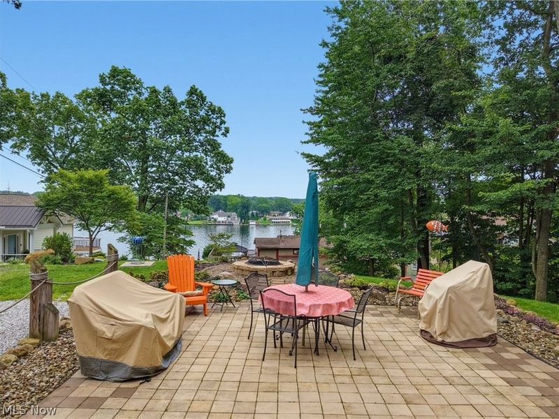 242 Uhl Drive, Portage Lakes, OH 44319 Photo 8
