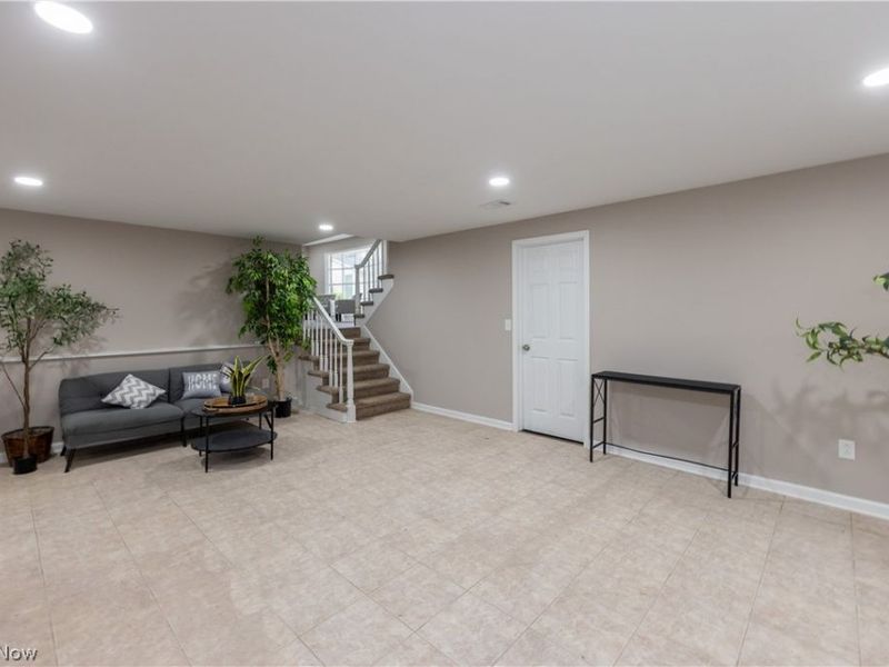 41 South Circle, Bedford, OH 44146 Photo 14