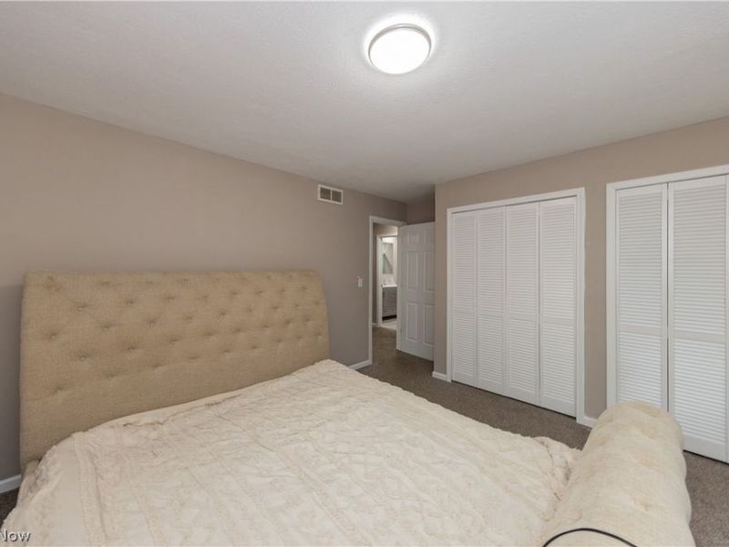 41 South Circle, Bedford, OH 44146 Photo 22