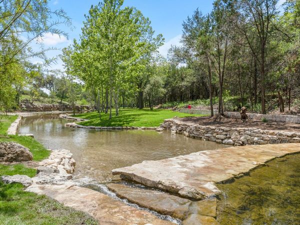 5115 Twin Acres DR, Austin, TX 78738