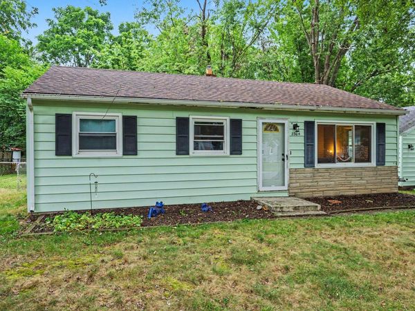 2304 Mapleview Avenue, Portage, MI 49024