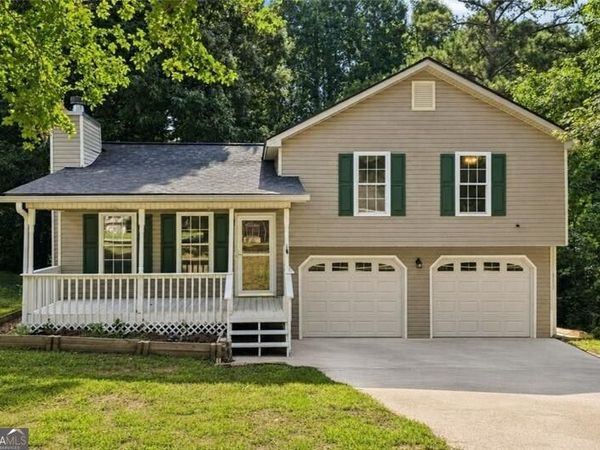 3949 Edgebrook Drive, Flowery Branch, GA 30542