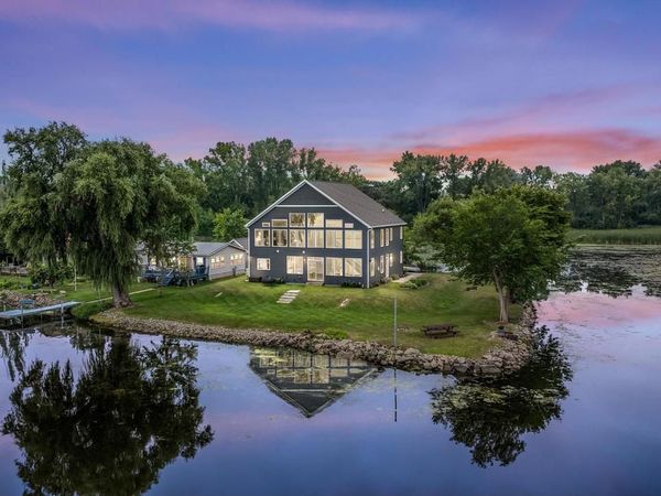 6392 LAKESHORE ROAD, Winneconne, WI 54986