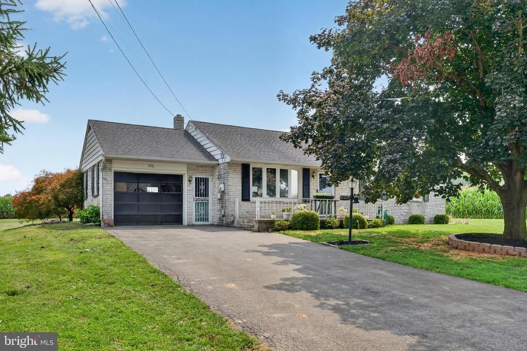 776 Sharon Drive, Mount Joy, PA 17552 Main Photo