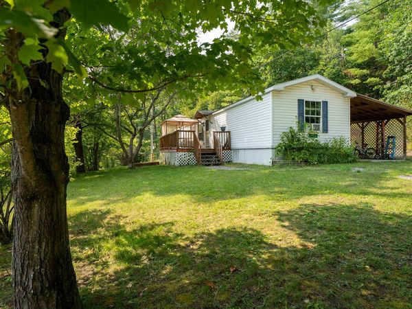 186 Oak Street, St. Johnsbury, VT 05819