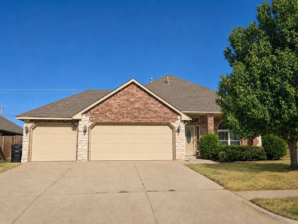 1808 Dorothy Drive, Moore, OK 73170
