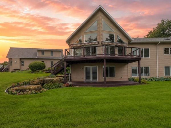 N7104 Airport Road, Unit 2, Beaver Dam, WI 53916