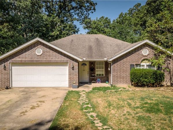 10 Pylle Lane , Bella Vista, AR 72715