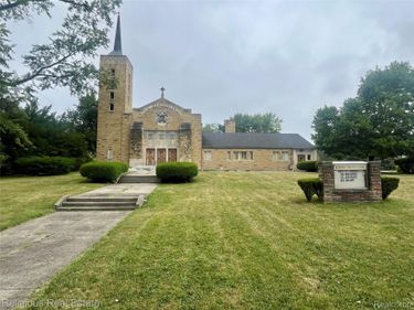 114 S Genesee Avenue, Pontiac, Mi 48341
