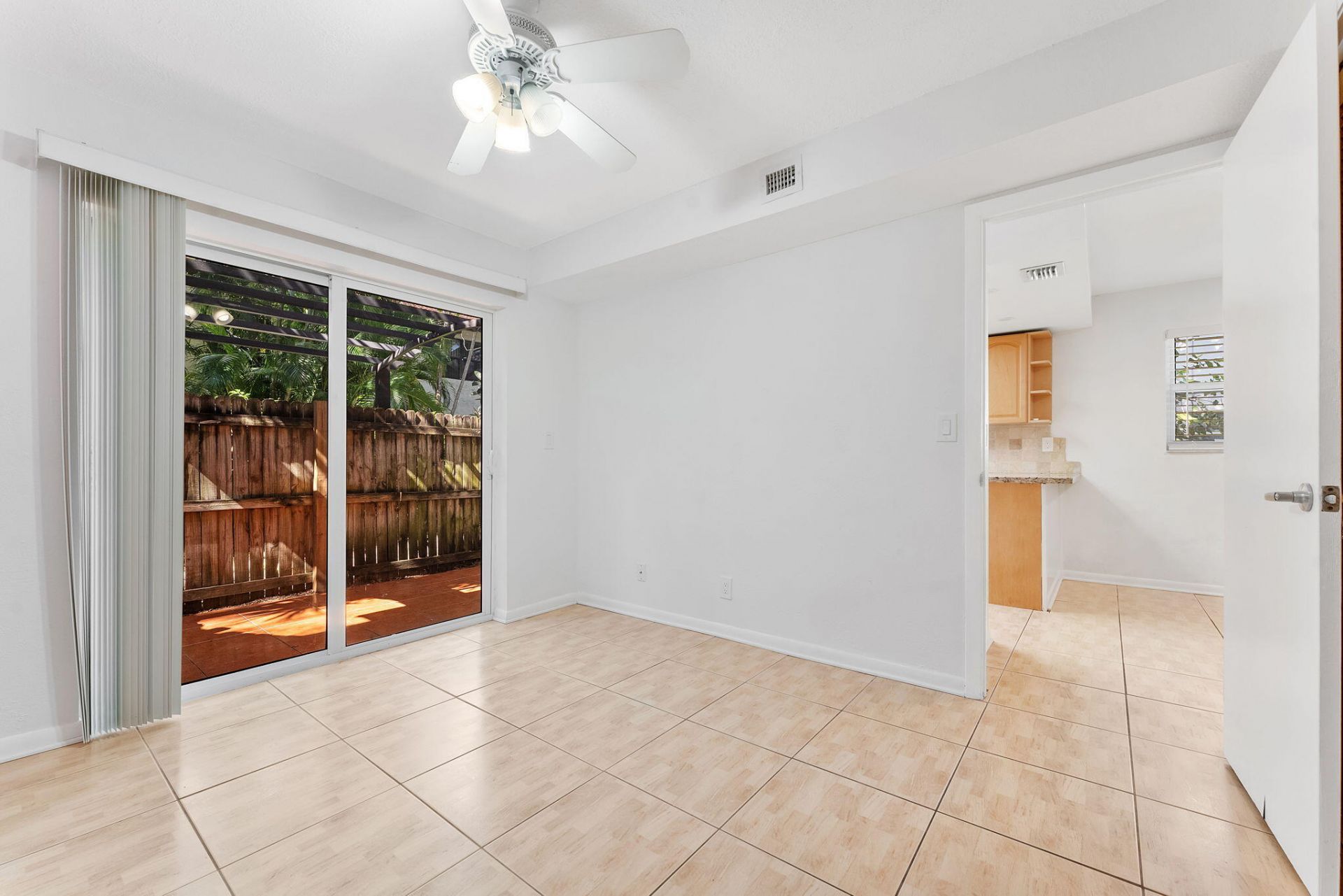 1945 NW 4th Avenue, Unit 42c, Boca Raton, FL 33432 Photo