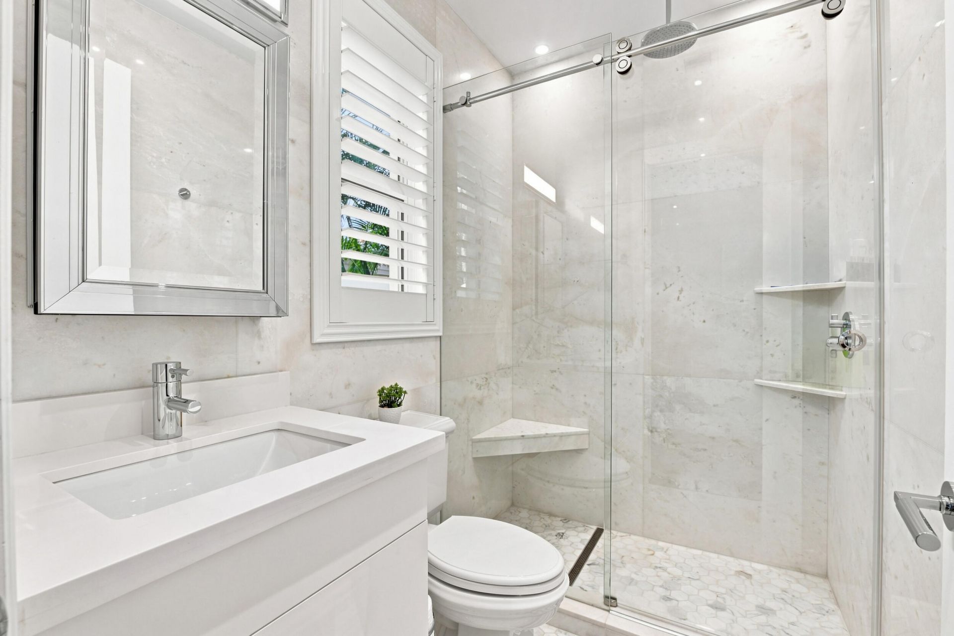 2009 NE 21st Street, Fort Lauderdale, FL 33305 Photo