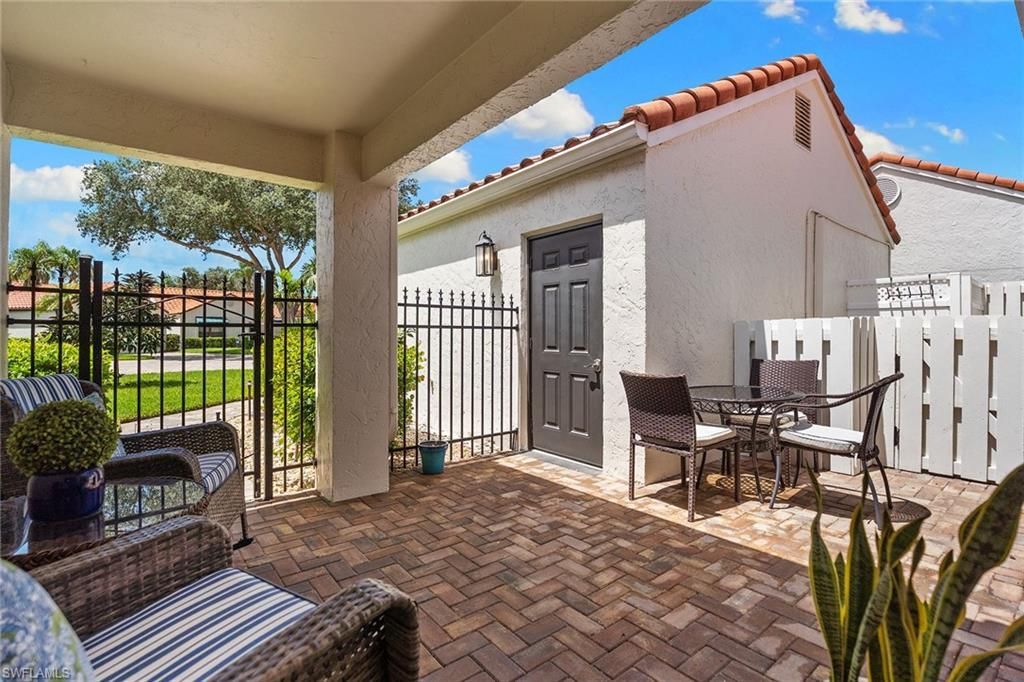 812 Reef Point Cir, Naples, FL 34108 Photo