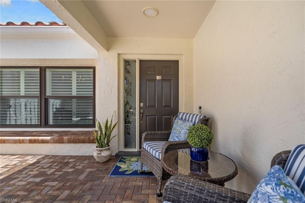 812 Reef Point Cir, Naples, FL 34108 Photo