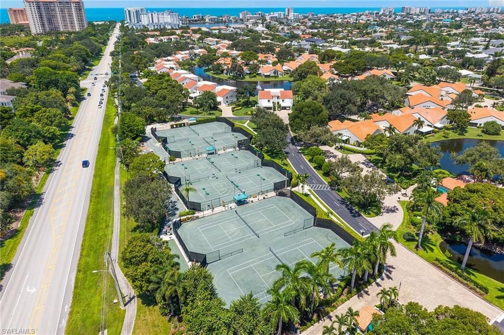812 Reef Point Cir, Naples, FL 34108 Photo