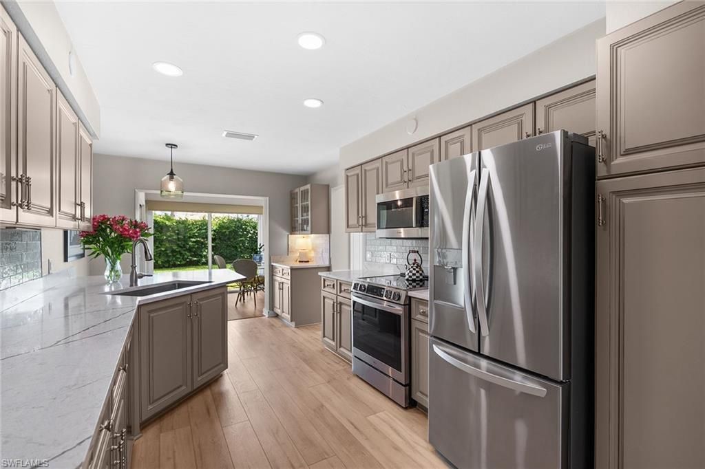 812 Reef Point Cir, Naples, FL 34108 Photo