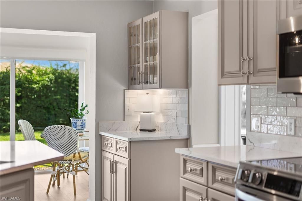 812 Reef Point Cir, Naples, FL 34108 Photo