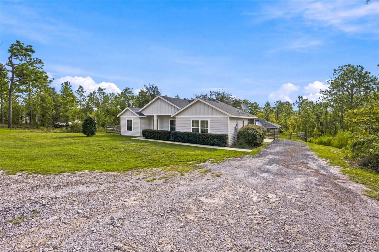 831 NE 150th Avenue , Williston, FL 32696 Photo