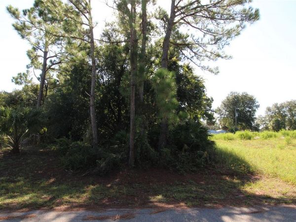 CHAMRADE ROAD , NORTH PORT, FL 34288