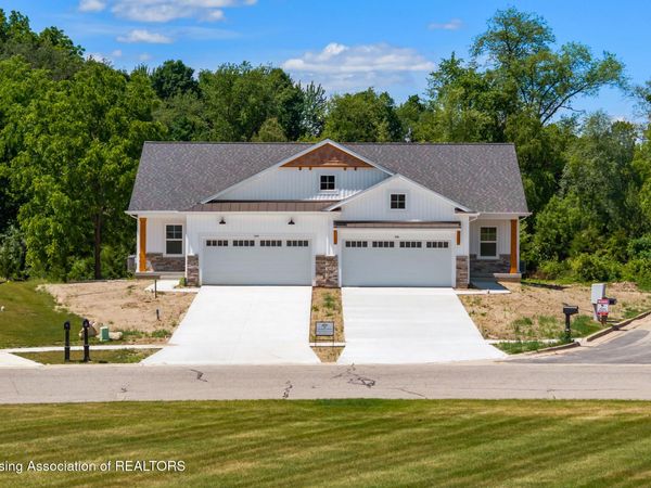 814 Joyce Lane, St. Johns, MI 48879
