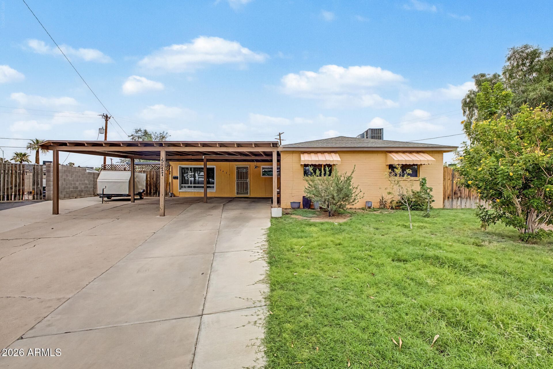 5827 W Montecito Avenue, Phoenix, AZ 85031 Main Photo