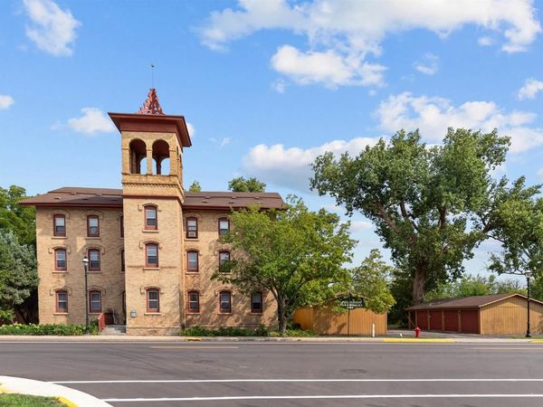251 E MAIN STREET, Unit 201, Omro, WI 54963