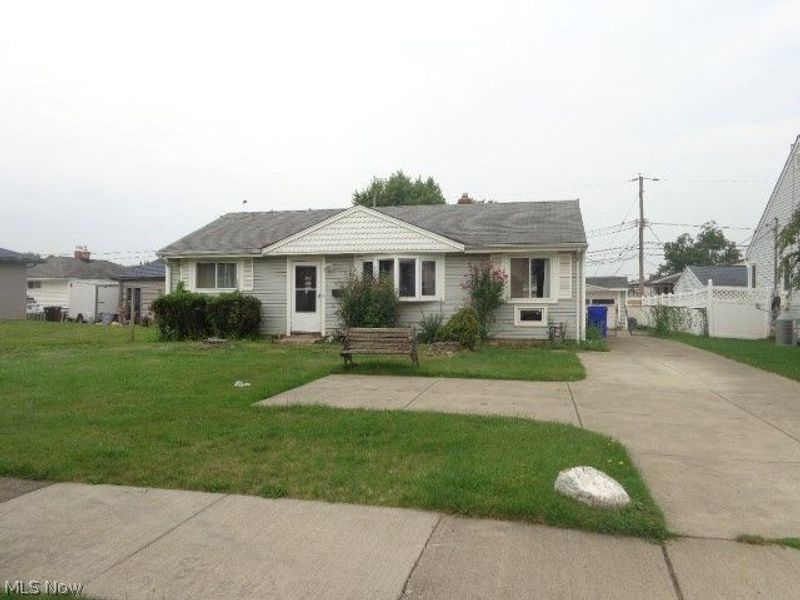 6292 Smith Road, Brook Park, OH 44142 Photo 1