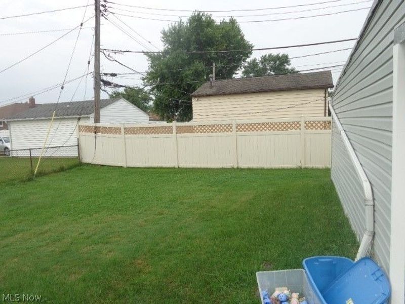 6292 Smith Road, Brook Park, OH 44142 Photo 3