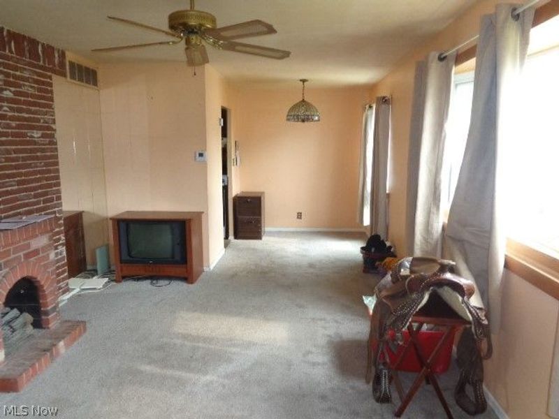 6292 Smith Road, Brook Park, OH 44142 Photo 8