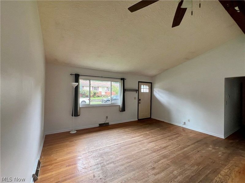 1589 Bronson Road, Akron, OH 44305 Photo 3