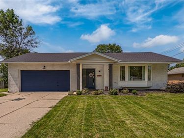 145 E Maplemere Road, Buffalo, NY 14221