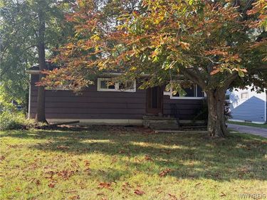 187 Sharon Parkway, Lackawanna, NY 14218