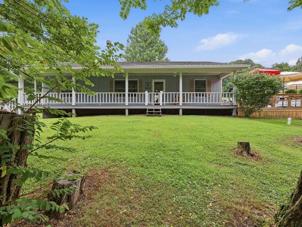 1550 Pinkerton Lane, Zanesville, OH 43701
