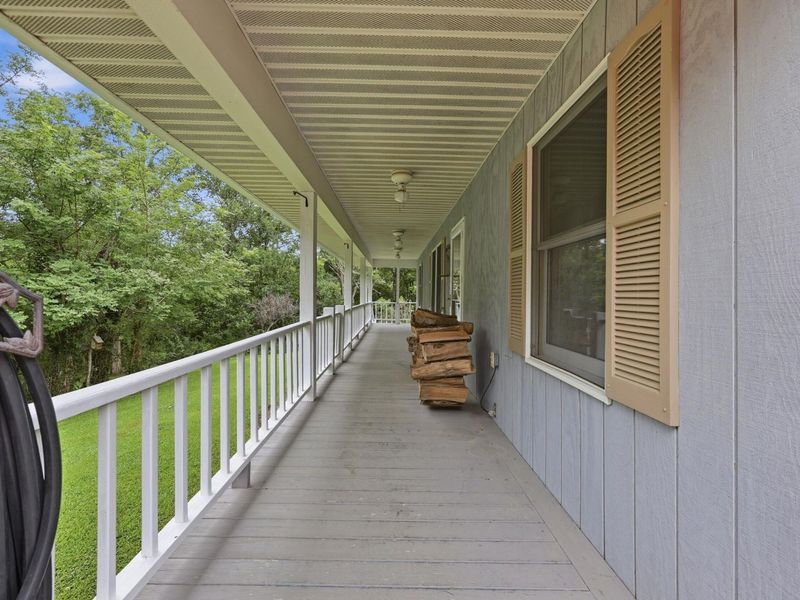 1550 Pinkerton Lane, Zanesville, OH 43701 Photo 3
