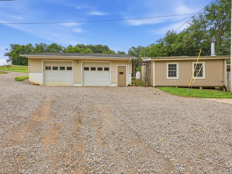 1550 Pinkerton Lane, Zanesville, OH 43701 Photo 32