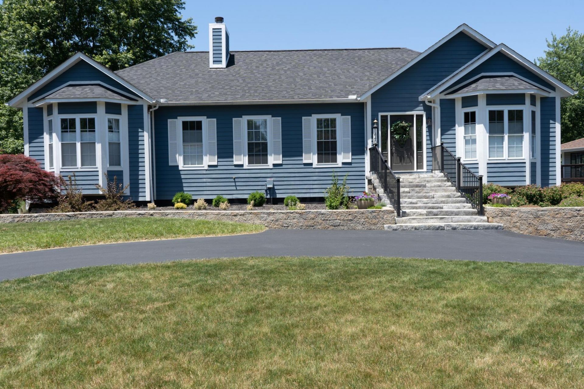 1440 E Choctaw Drive , London, OH 43140 Main Photo