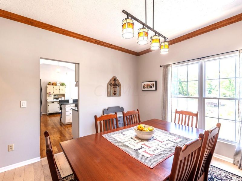 1440 E Choctaw Drive , London, OH 43140 Photo 13