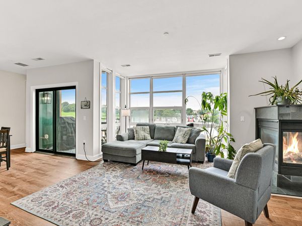 1888 N Water St, Unit 609, Milwaukee, WI 53202