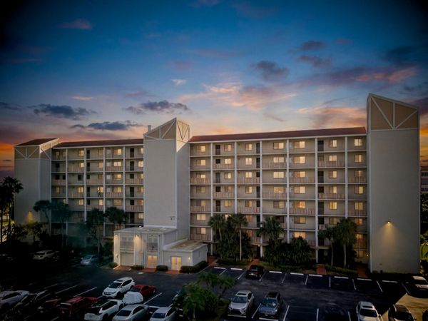14475 N Strathmore Lane, Unit 308, Delray Beach, FL 33446