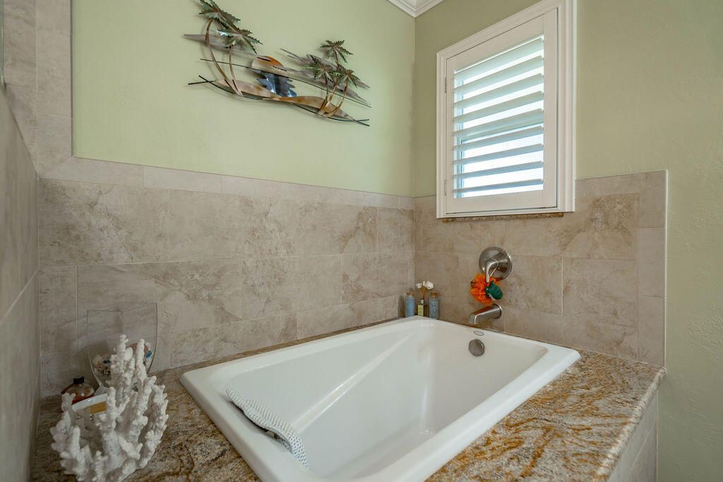 2823 NE 35th Court, Lighthouse Point, FL 33064 Photo
