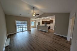Tbb 4 Duford Rd. photo 4