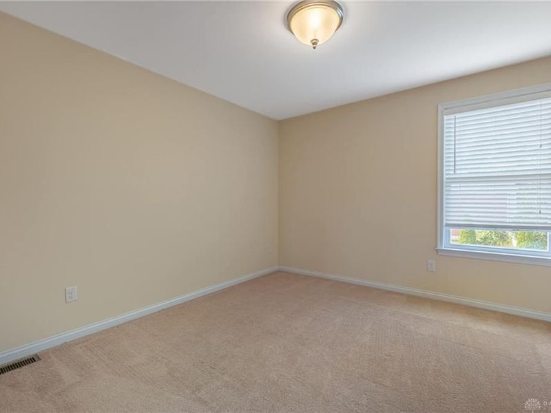 10049 Meadow Woods Lane, Washington Township, OH 45458 Photo 22