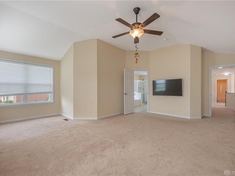 10049 Meadow Woods Lane, Washington Township, OH 45458 Photo 27