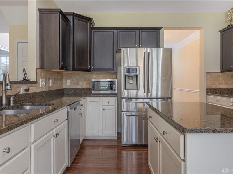 10049 Meadow Woods Lane, Washington Township, OH 45458 Photo 7