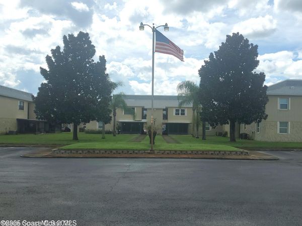 4304 London Town Road , Unit 221, Titusville, FL 32796